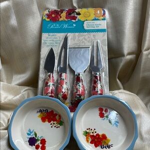 The Pioneer Woman Red and Blue Floral Serveware Set